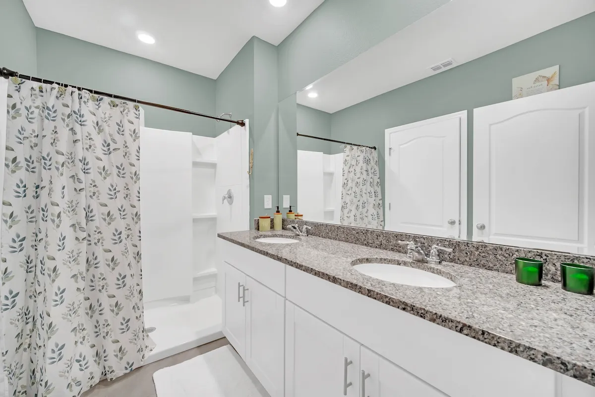 Peter Pan Bathroom